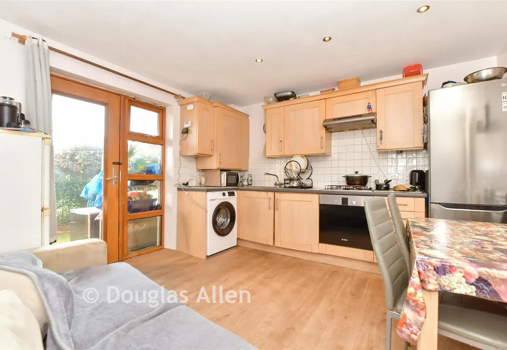 Kitchen/Diner - Cooke Street, Barking, Essex - Wards of Kent