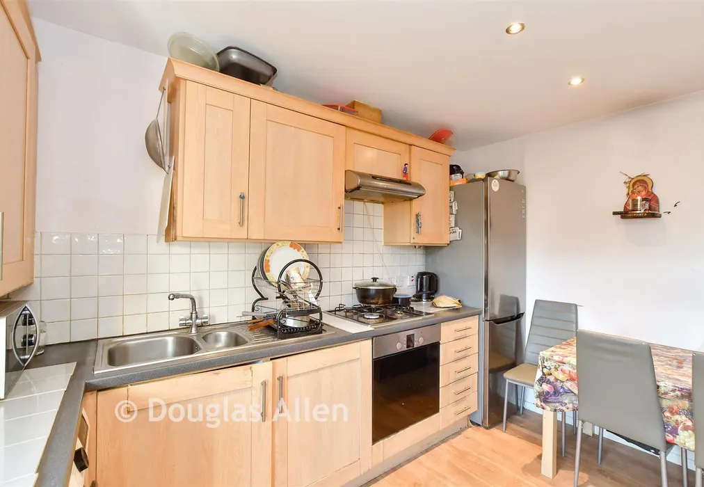Kitchen/Diner - Cooke Street, Barking, Essex - Wards of Kent