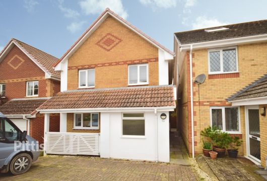 Fairfield Gardens Sandown PO36 - Wards of Kent