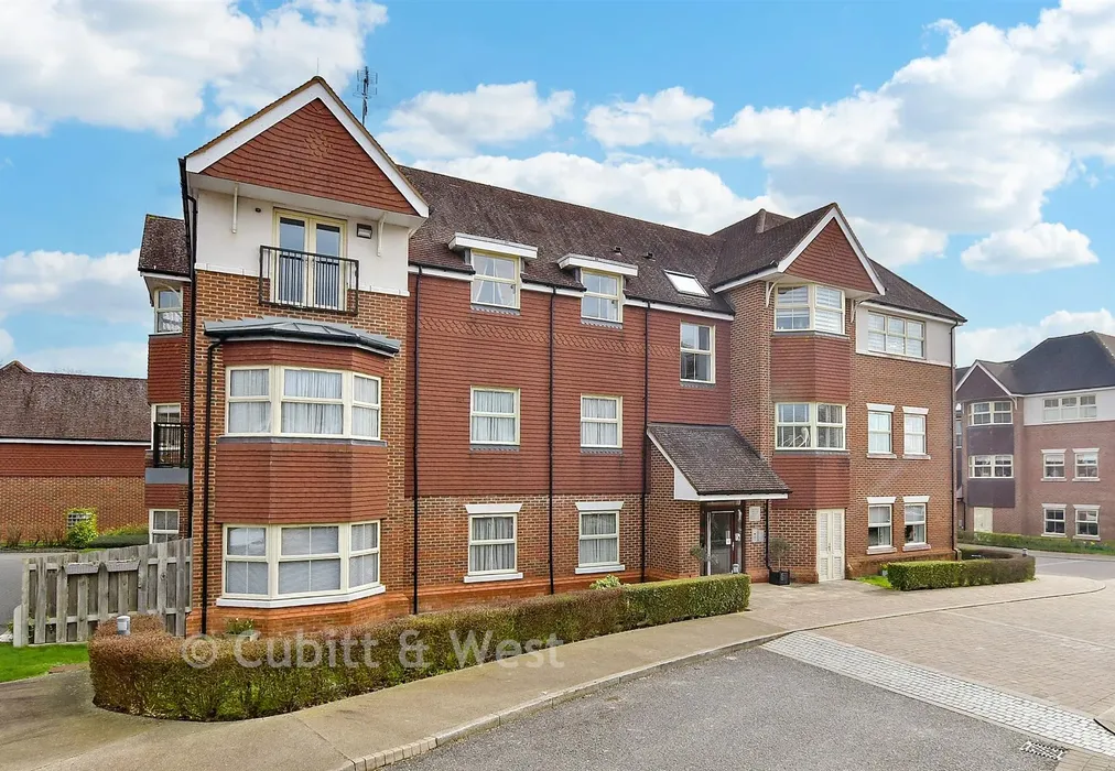 External (Web) - Durrants Drive, Faygate, Horsham, West Sussex - Wards of Kent