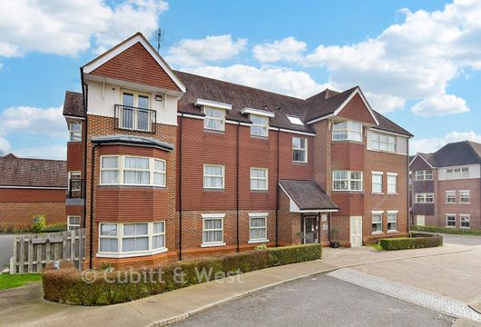 Durrants Drive, Faygate, Horsham, West Sussex - Wards of Kent