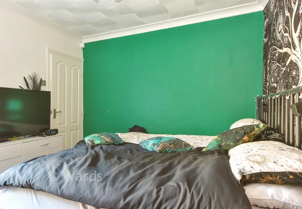 Bedroom 2 - Castle Road, Chatham, Kent - Wards of Kent