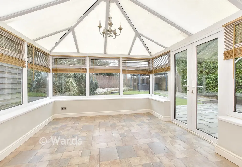Conservatory - Nursery Gardens, Broadstairs, Kent - Wards of Kent