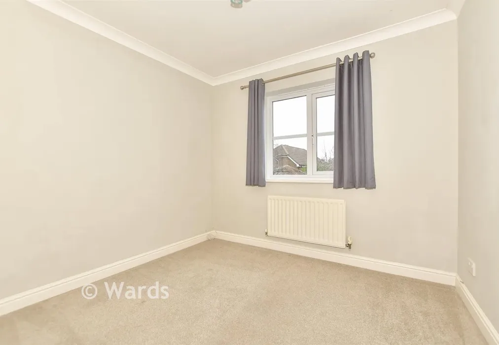Bedroom 4 - Nursery Gardens, Broadstairs, Kent - Wards of Kent