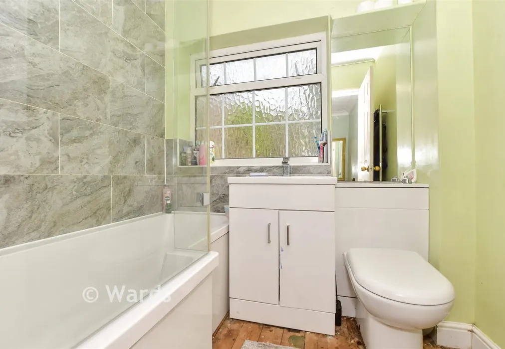 Bathroom - Carlsden Close, Dover, Kent - Wards of Kent