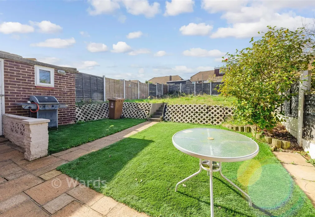 Rear Garden - Cotswold Close, Bexleyheath, Kent - Wards of Kent
