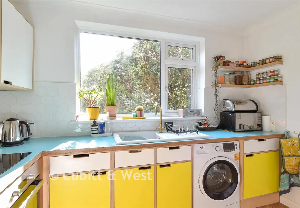 Kitchen - Beaconsfield Villas, Brighton, East Sussex - Wards of Kent