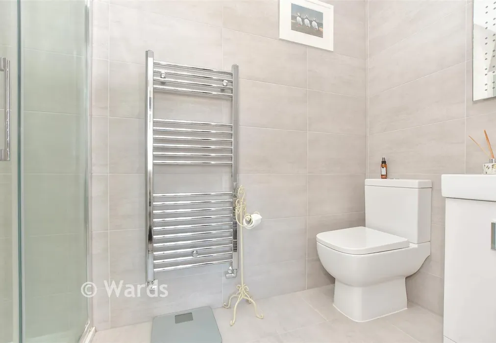 En-Suite Shower Room - Halden Close, High Halden, Ashford, Kent - Wards of Kent