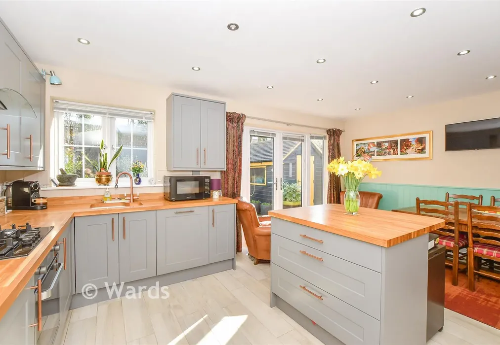 Kitchen/Diner - Halden Close, High Halden, Ashford, Kent - Wards of Kent