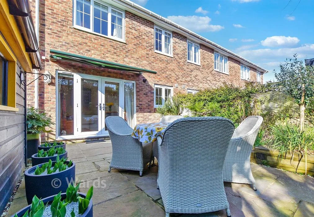 Patio / Decking - Halden Close, High Halden, Ashford, Kent - Wards of Kent