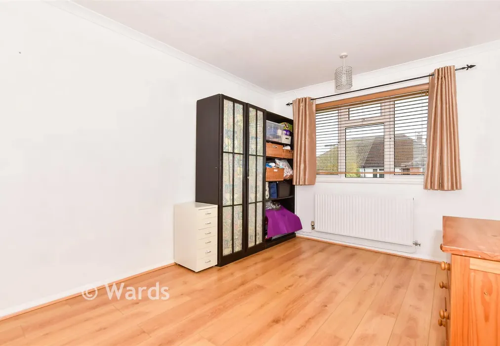Bedroom 1 - Penfold Way, Maidstone, Kent - Wards of Kent
