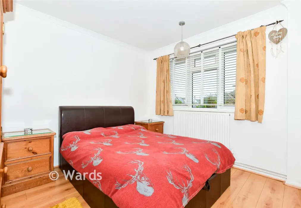 Bedroom 2 - Penfold Way, Maidstone, Kent - Wards of Kent
