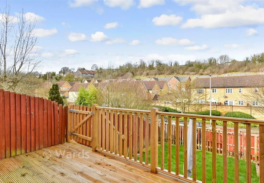 Rear Garden - Brenzett Close, Walderslade, Chatham, Kent - Wards of Kent
