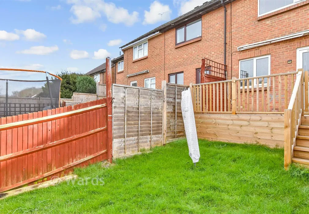 Rear Garden - Brenzett Close, Walderslade, Chatham, Kent - Wards of Kent