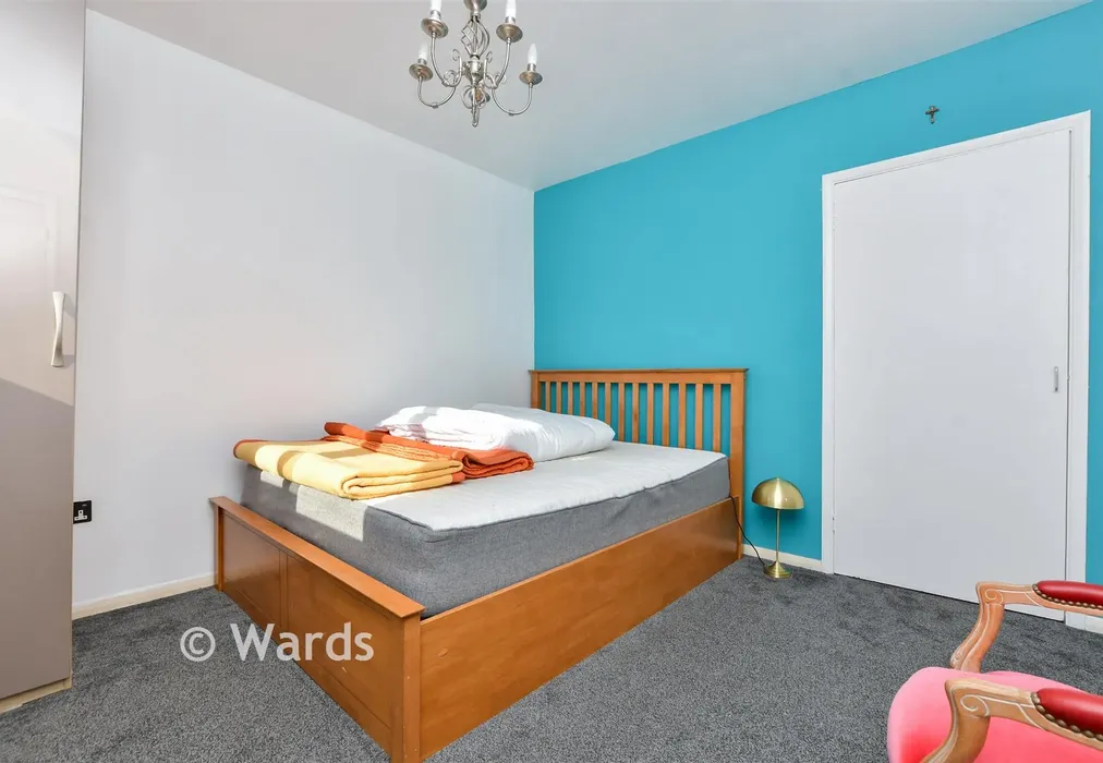 Bedroom - Granville Farm House, Ramsgate, Kent - Wards of Kent