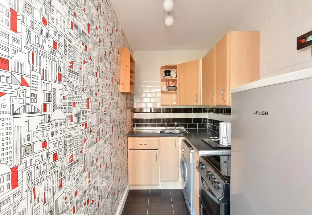 Kitchen - Granville Farm House, Ramsgate, Kent - Wards of Kent
