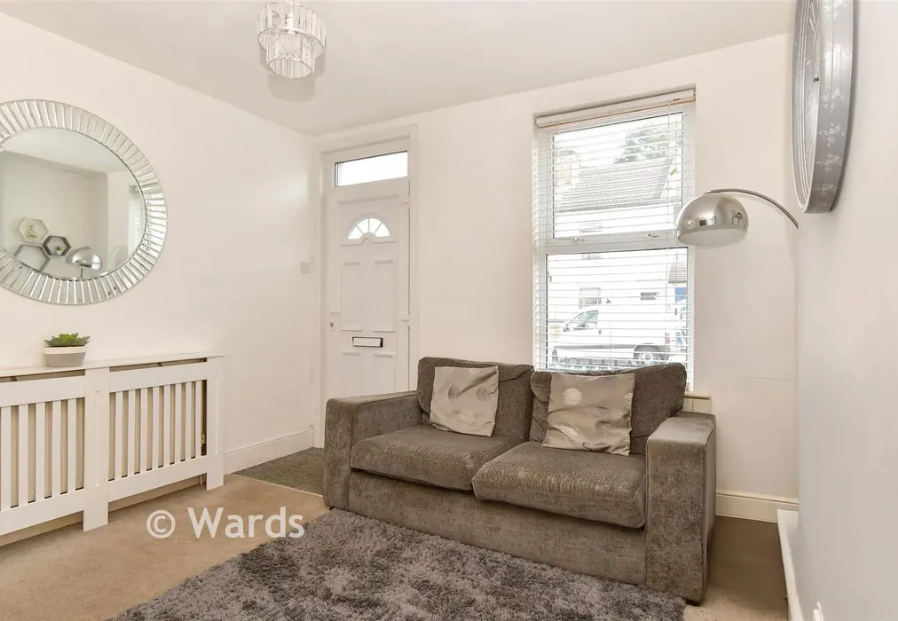 Lounge - Gardiner Street, Gillingham, Kent - Wards of Kent