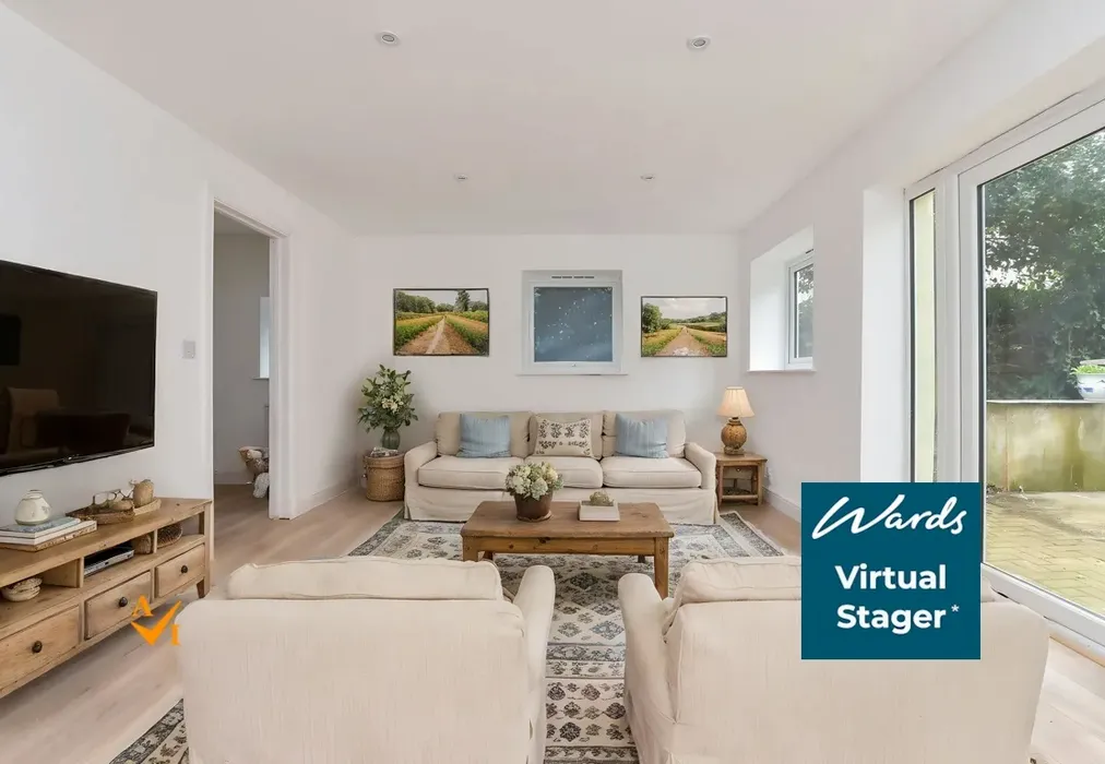 Living Room (Farmhouse style) - Queens Road, Broadstairs, Kent - Wards of Kent