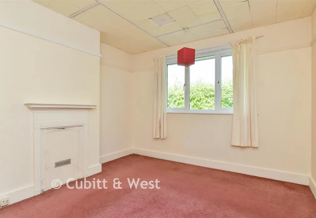 Bedroom 1 - Balfour Road, Brighton, East Sussex - Wards of Kent