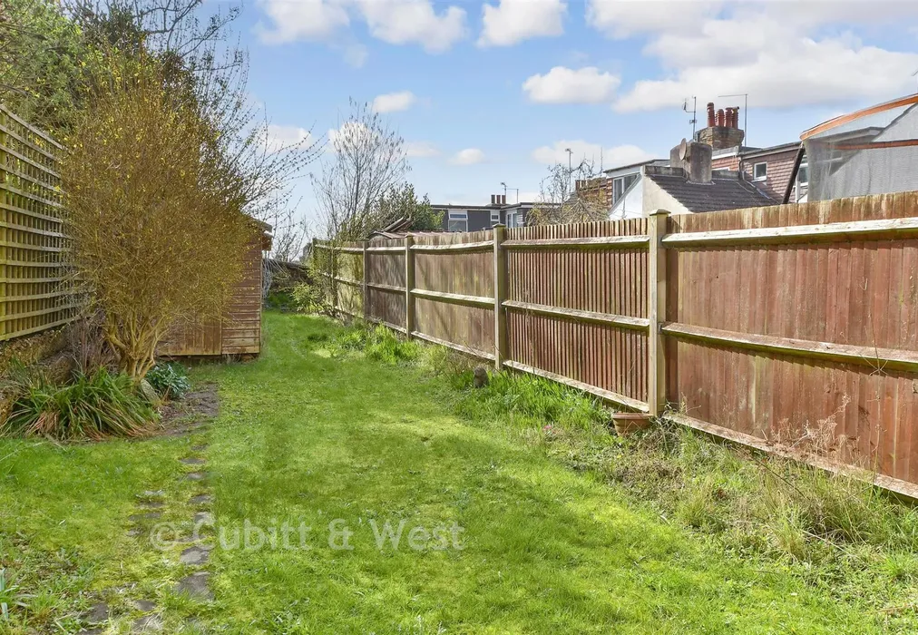 Rear Garden - Balfour Road, Brighton, East Sussex - Wards of Kent