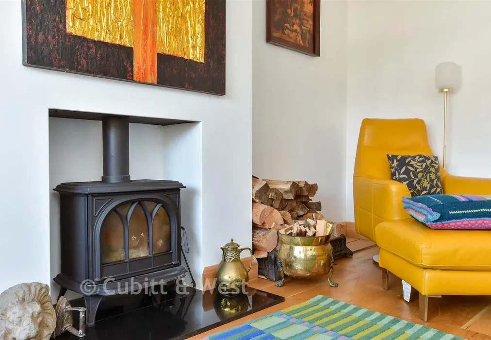 Internal Lifestyle Photograph - Maple Close, Woodingdean, Brighton, East Sussex - Wards of Kent