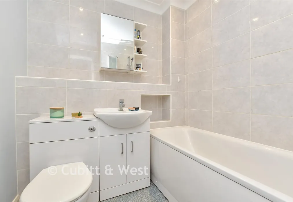 Bathroom - Whelan Way, Wallington, Surrey - Wards of Kent