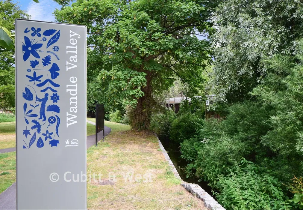 Surrounding Area - Whelan Way, Wallington, Surrey - Wards of Kent