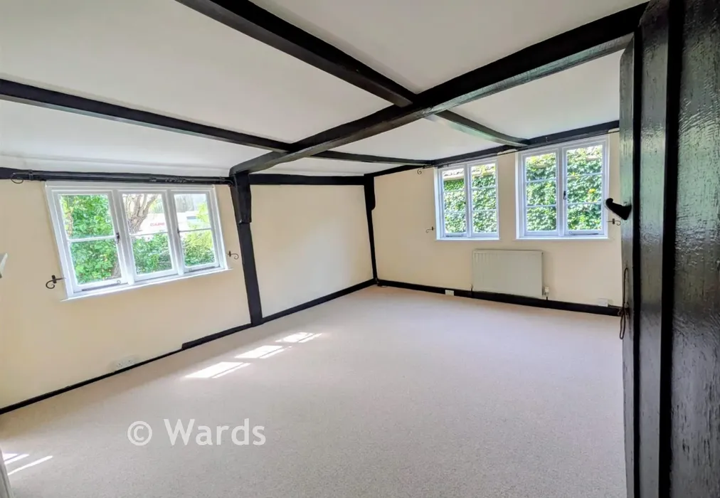 Bedroom 1 - Headcorn Road, Smarden, Kent - Wards of Kent