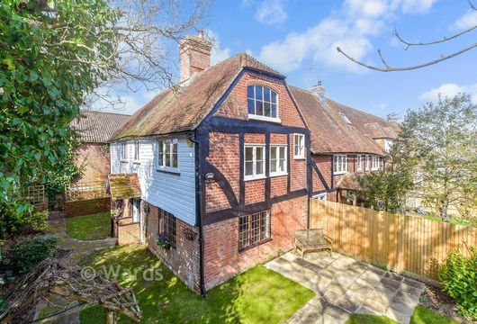 Headcorn Road, Smarden, Kent - Wards of Kent