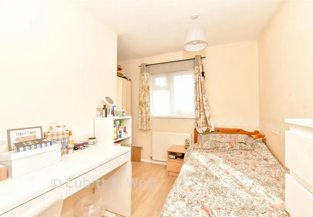 Bedroom 3 - Oliver Whitby Road, Chichester, West Sussex - Wards of Kent