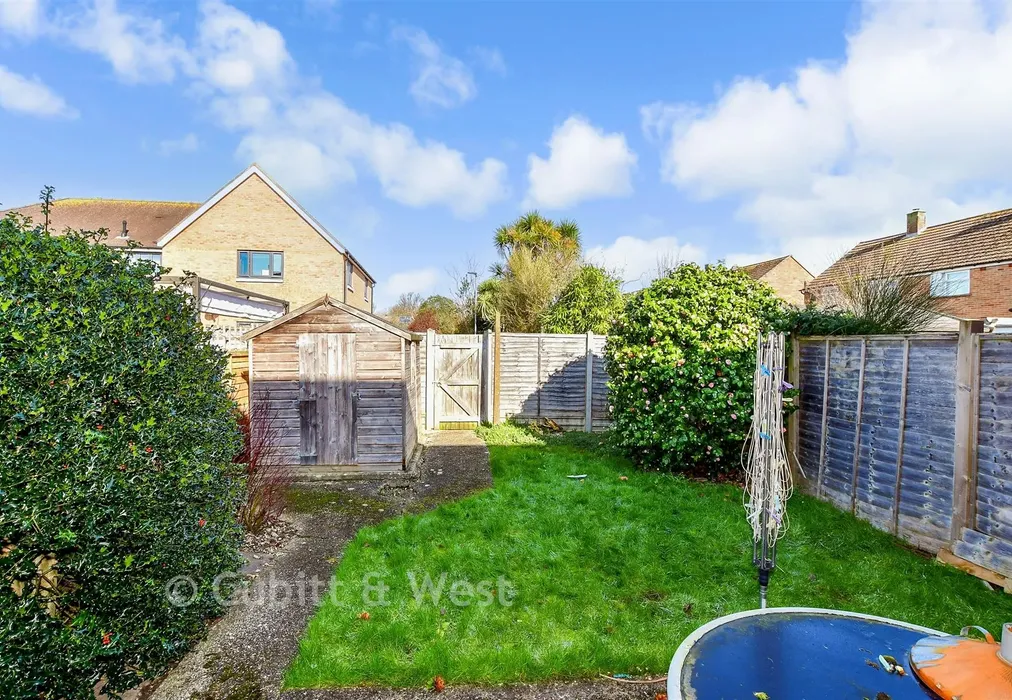 Rear Garden - Oliver Whitby Road, Chichester, West Sussex - Wards of Kent