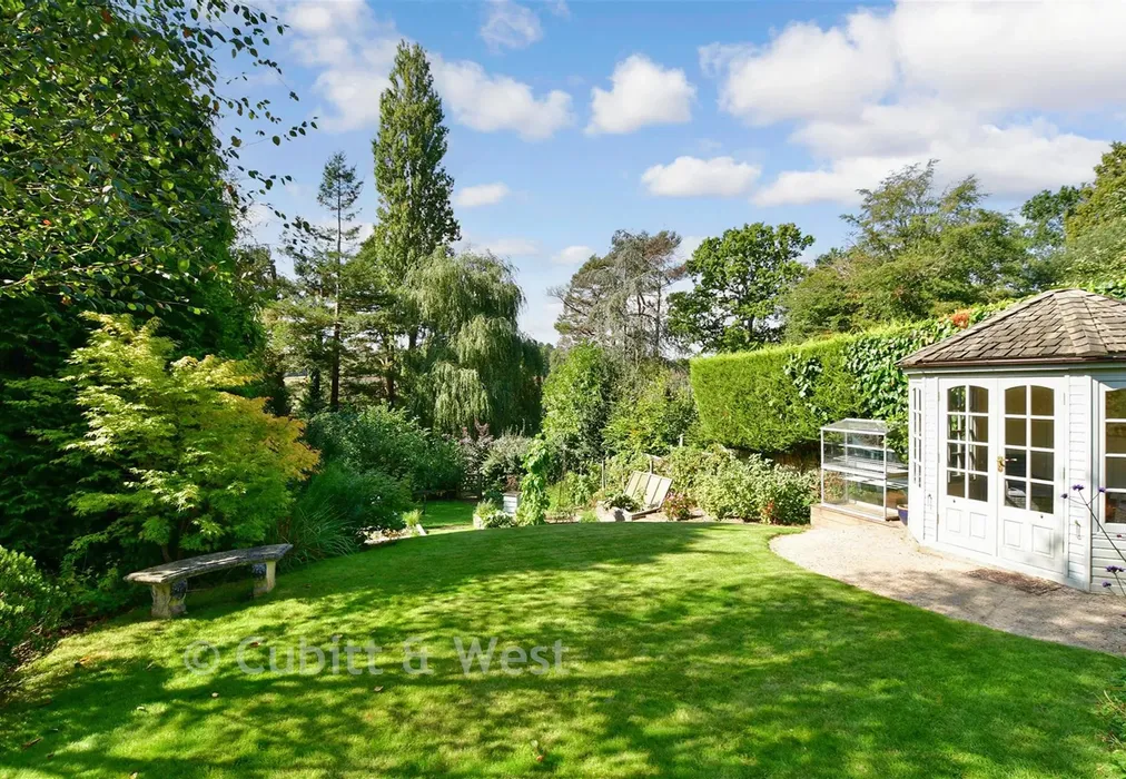 Rear Garden - West Lane, East Grinstead, West Sussex - Wards of Kent