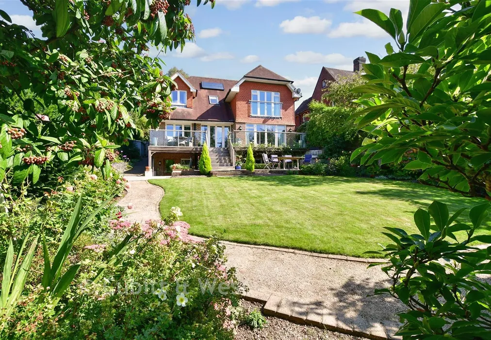External Lifestyle Photograph - West Lane, East Grinstead, West Sussex - Wards of Kent