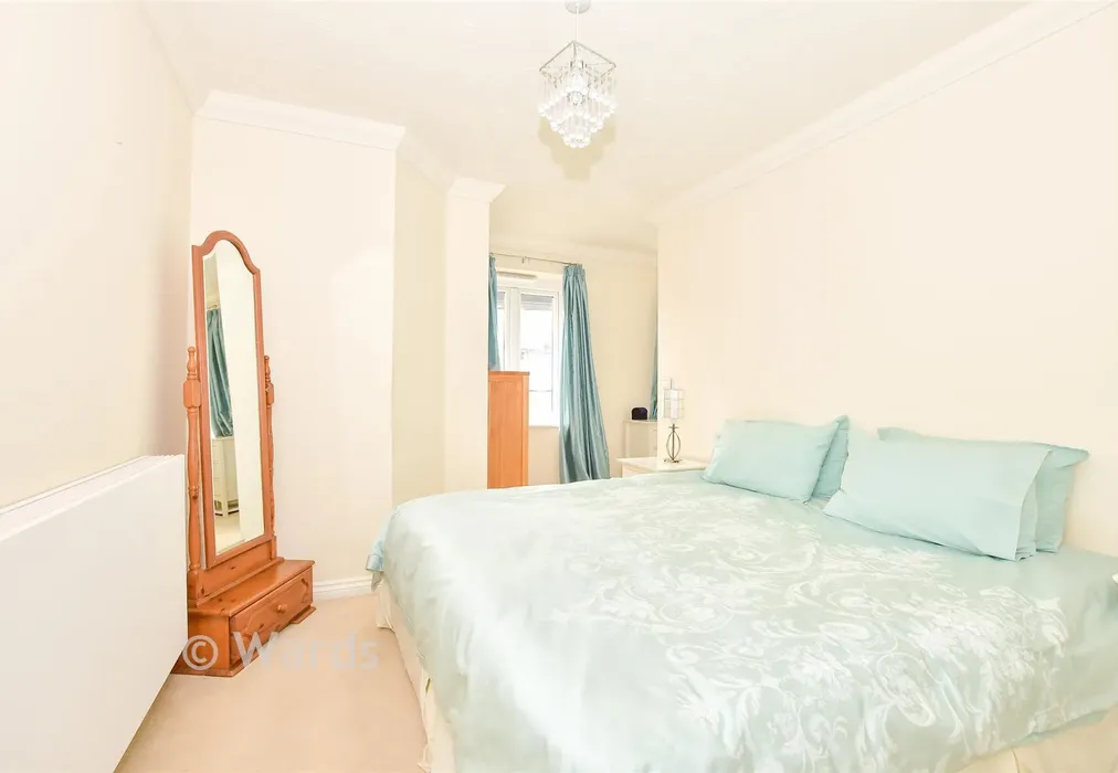 Bedroom - King Street, Maidstone, Kent - Wards of Kent