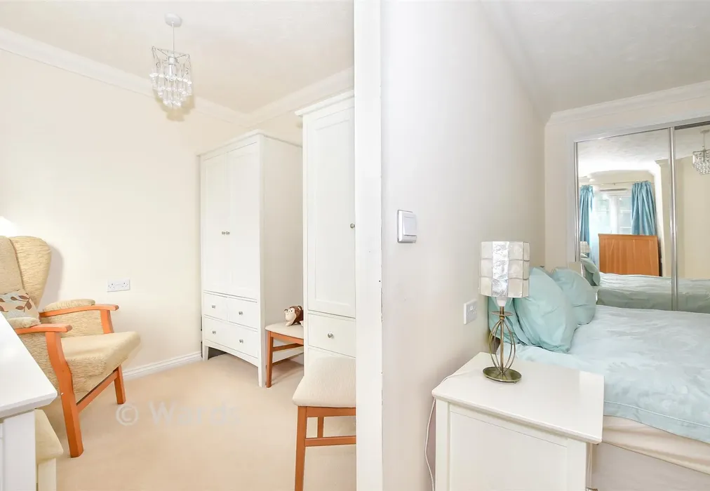 Bedroom - King Street, Maidstone, Kent - Wards of Kent