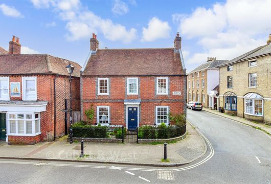 Queen Street, Emsworth, Hampshire - Wards of Kent