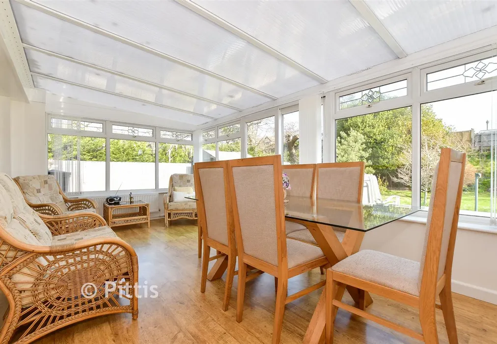 Conservatory - Westlands, Totland Bay, Isle of Wight - Wards of Kent