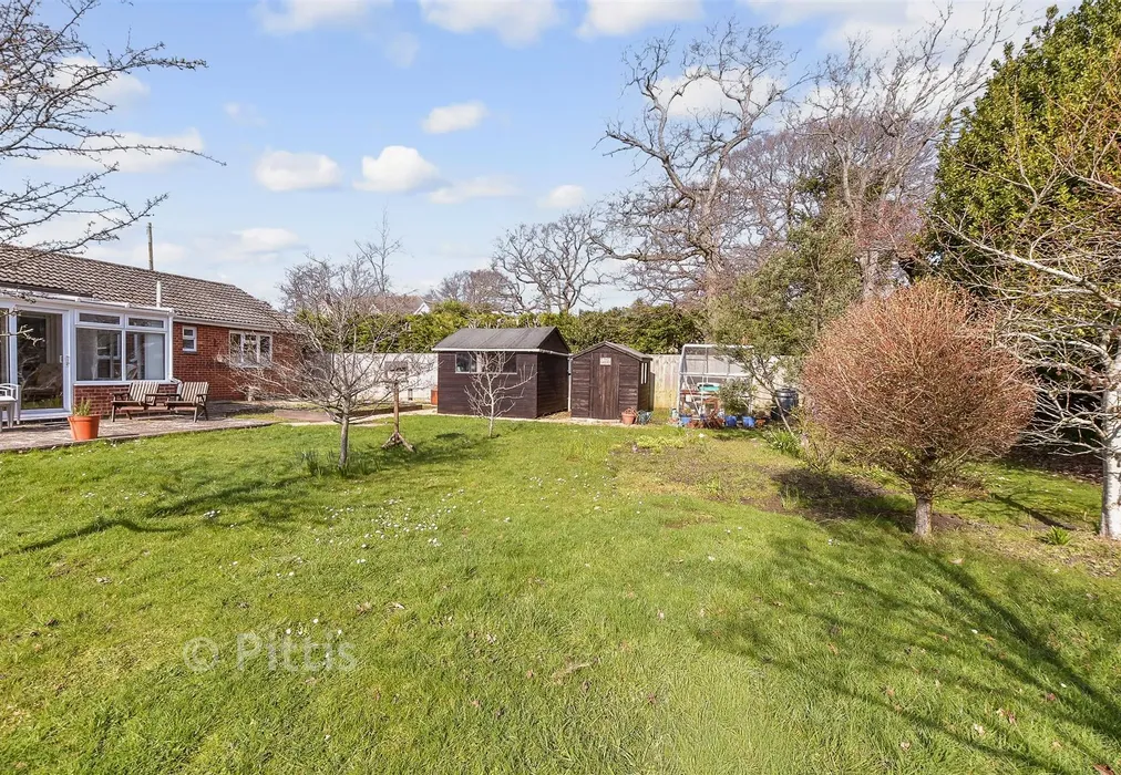 Rear Garden - Westlands, Totland Bay, Isle of Wight - Wards of Kent