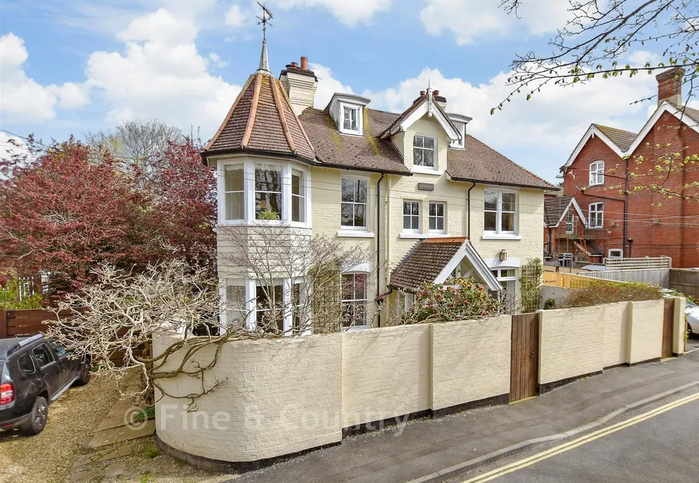 External (Web) - Madeira Road, Totland, Isle of Wight - Wards of Kent