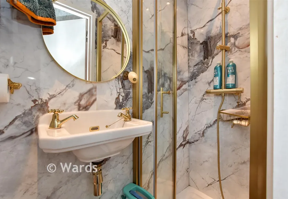 Shower Room - Livingstone Road, Gillingham, Kent - Wards of Kent