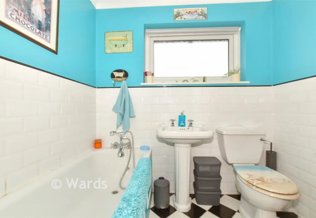 Bathroom - Sydney Road, Whitstable, Kent - Wards of Kent