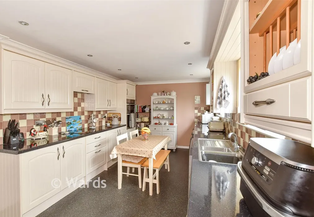 Kitchen/Breakfast Room - Sydney Road, Whitstable, Kent - Wards of Kent