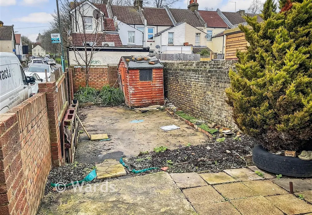 Rear Garden - King Edward Road, Gillingham, Kent - Wards of Kent