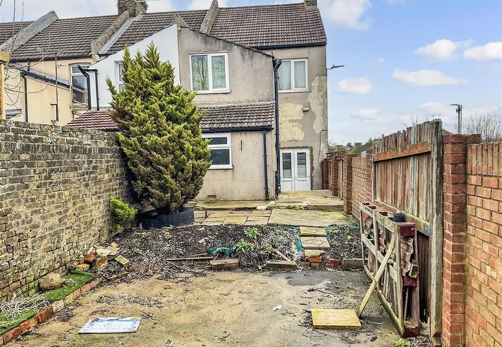 Rear Elevation - King Edward Road, Gillingham, Kent - Wards of Kent