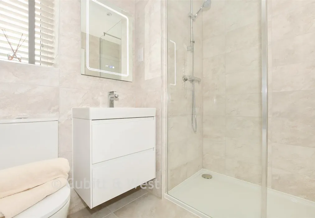En-Suite Shower Room - Wittering Place, Lapwing Walk, West Wittering, West Sussex - Wards of Kent