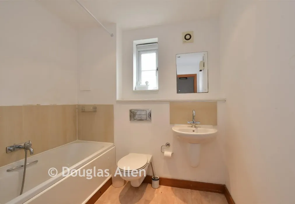 Bathroom - Kendal, Purfleet, Essex - Wards of Kent