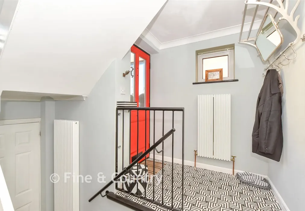 Entrance Hall - Stour Street, Canterbury, Kent - Wards of Kent