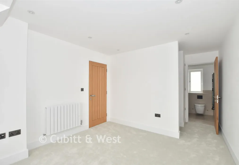 Bedroom 1 - The Ridgway, The Ridgeway Pibob Homes, Woodingdean, Brighton, East Sussex - Wards of Kent