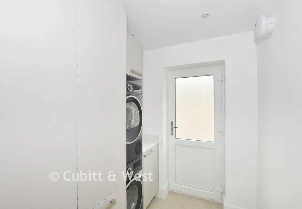 Utility Room - The Ridgway, The Ridgeway Pibob Homes, Woodingdean, Brighton, East Sussex - Wards of Kent