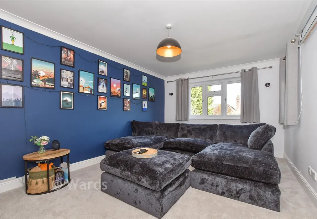 Bedroom 3 - Woodcocks, Headcorn, Nr Ashford, Kent - Wards of Kent